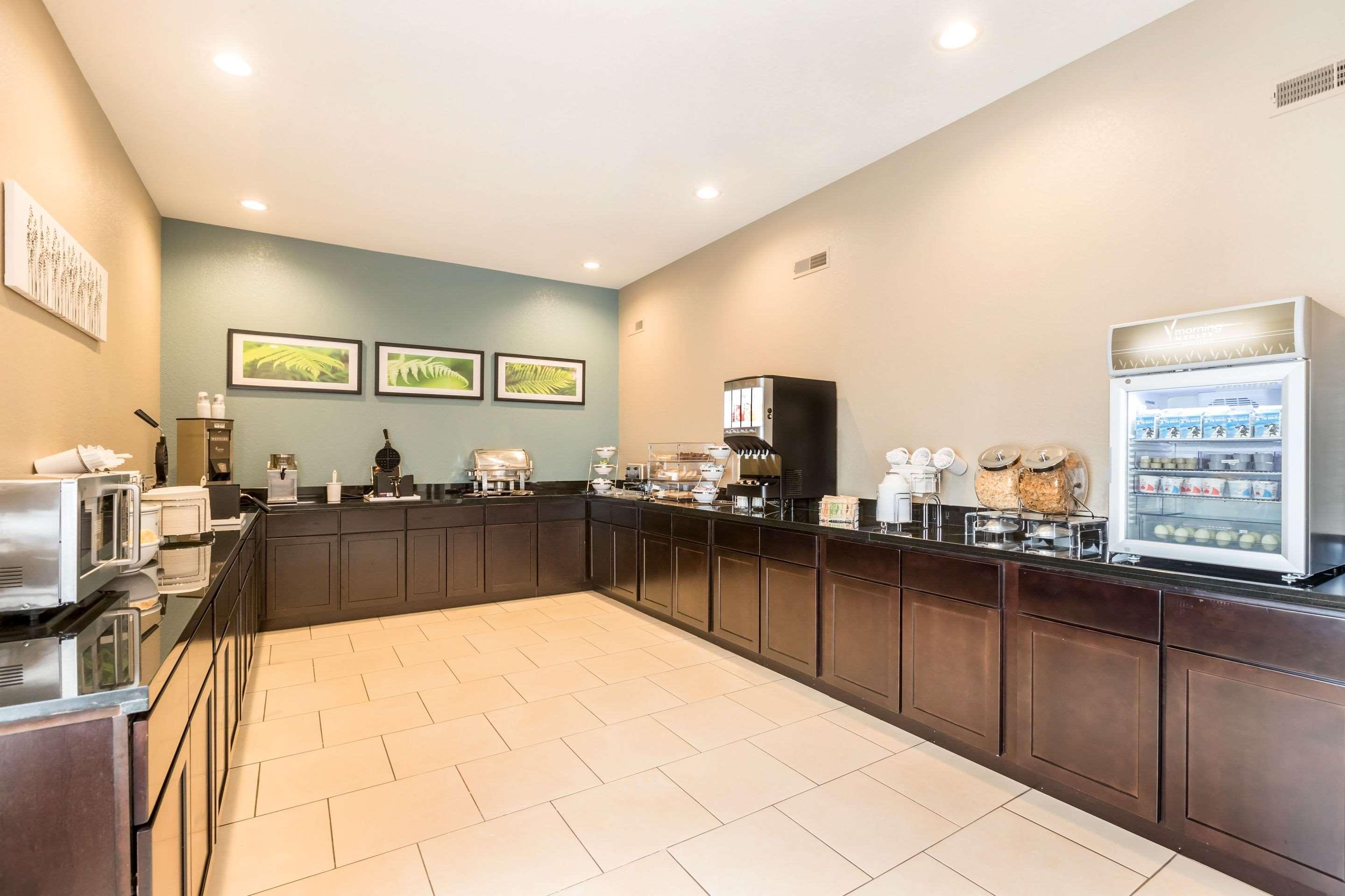 Sleep Inn & Suites West Des Moines Near Jordan Creek Exteriör bild